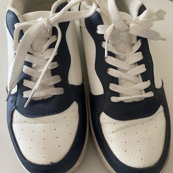 Classic White and Navy Women’s Low-TopSneakers - Picture 2 of 5